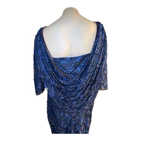 Vintage SCALA Black Beaded Peek-a-Boo Back Gown – Size L (Est. 12/14) - Picture 5 of 11